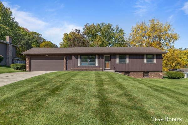 5103 Wabash NE Court, Grand Rapids, MI 49525