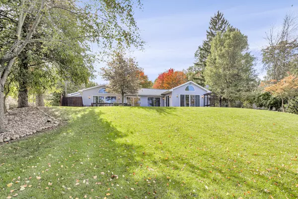 1724 Little Drive, Horton, MI 49246