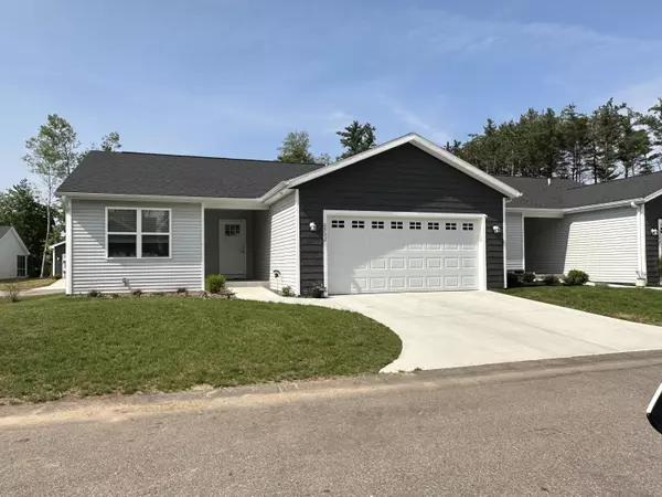 2087 Lion Gate Drive, Portage, MI 49024