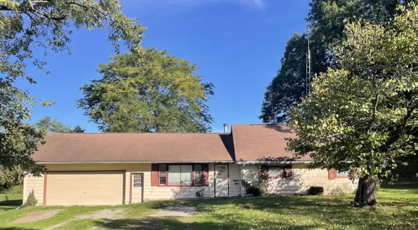 12510 Burmeister Road, Manchester, MI 48158