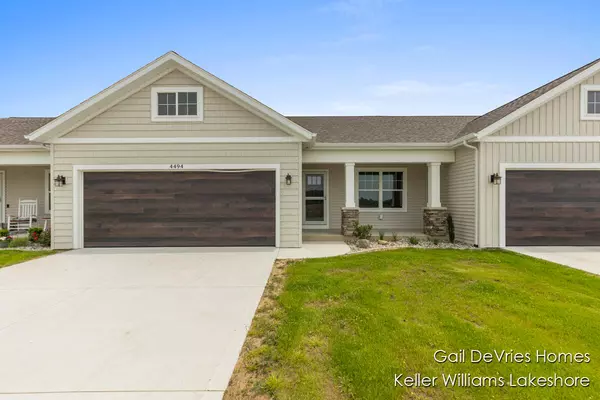 Hamilton, MI 49419,4494 Meadow Pond Way #68