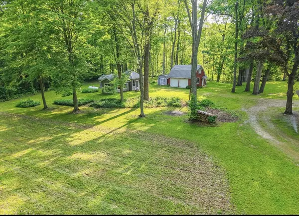 Galien, MI 49113,620 W Warren Woods Road