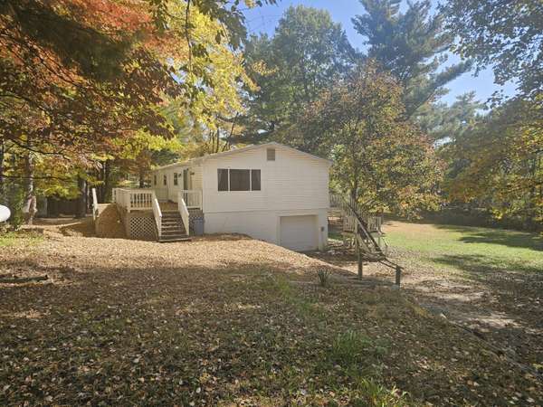 5921 Anglers Road, Ortonville, MI 48462