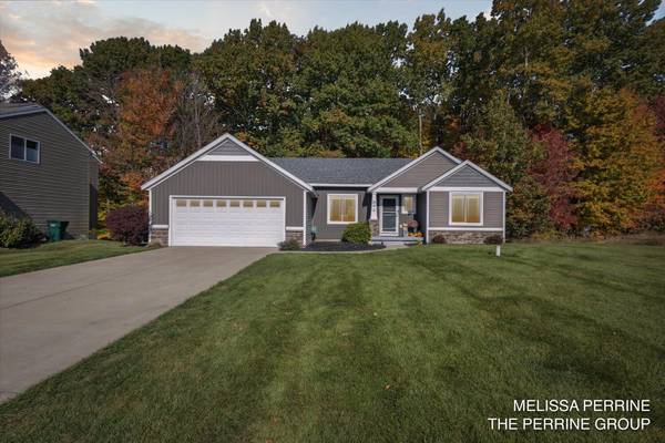 391 Green Ridge SE Drive, Caledonia, MI 49316