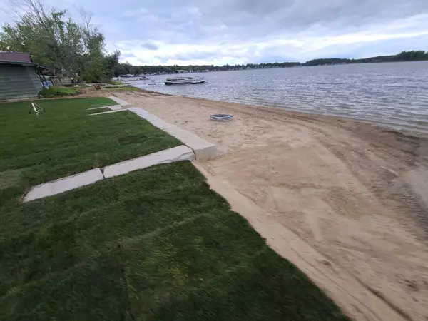 Delton, MI 49046,10894 E Shore Drive