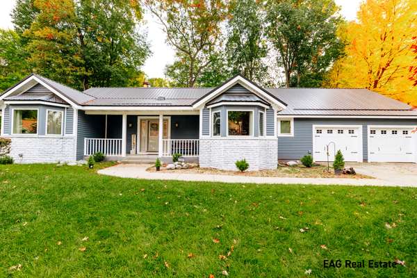 2341 S Hilltop Drive, Norton Shores, MI 49441