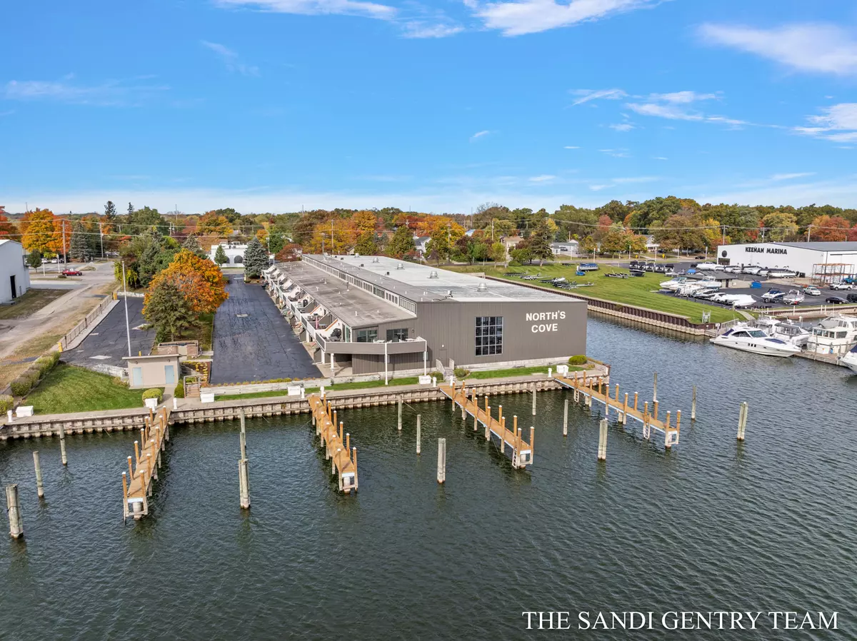 Spring Lake, MI 49456,400 Pine Street #3