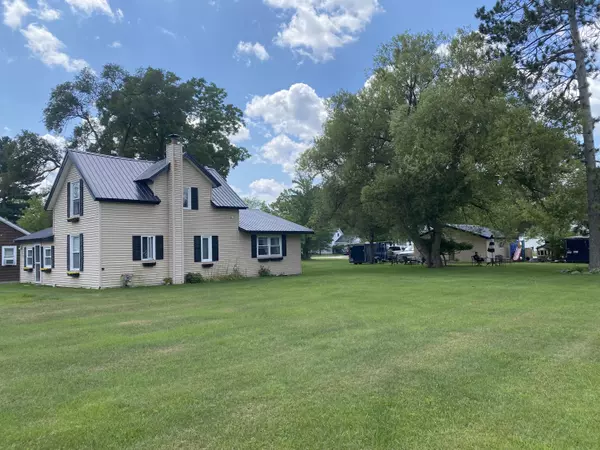 619 Colfax Street,  Cadillac,  MI 49601