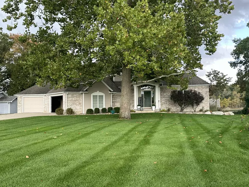 727 Gilead Shores Drive, Bronson, MI 49028