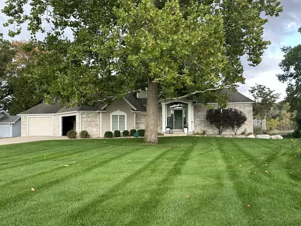 727 Gilead Shores Drive, Bronson, MI 49028