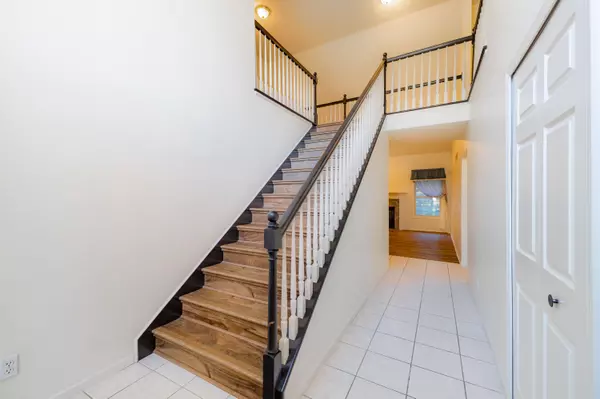 Woodhaven, MI 48183,22450 TIMBER RIDGE CT Court
