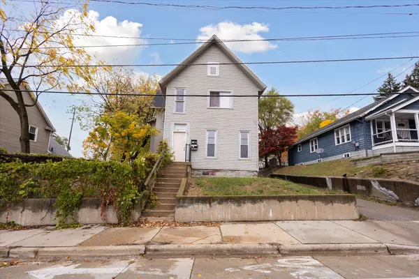 Grand Rapids, MI 49503,57 Leonard NE Street