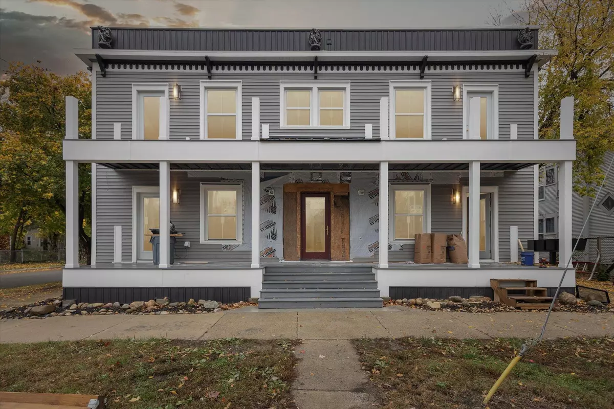 Grand Rapids, MI 49505,800 NW Douglas Street