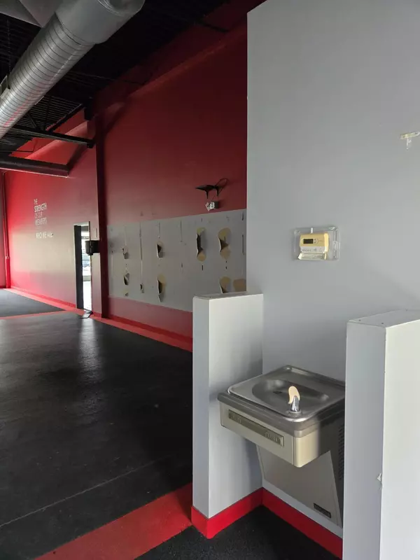 Grand Haven, MI 49417,13040 US-31 #Suite H