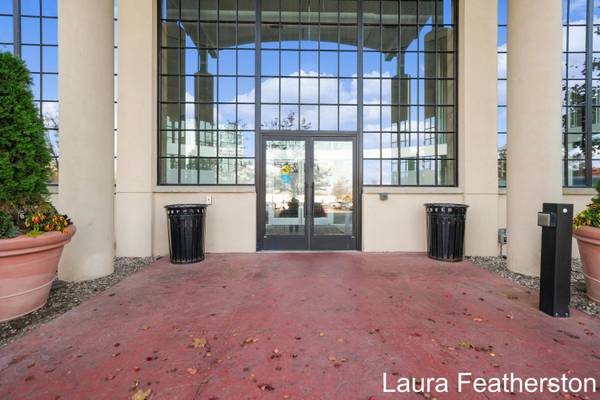 801 Broadway NW Avenue #437, Grand Rapids, MI 49504