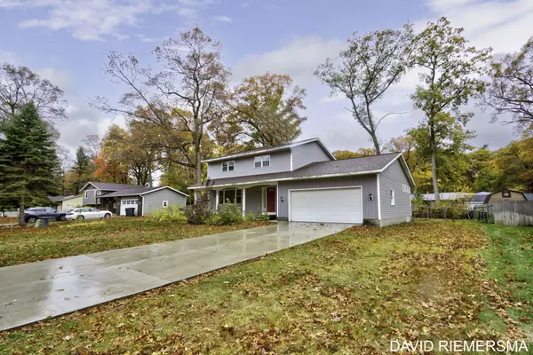 1107 Lancelot Drive, Muskegon, MI 49445