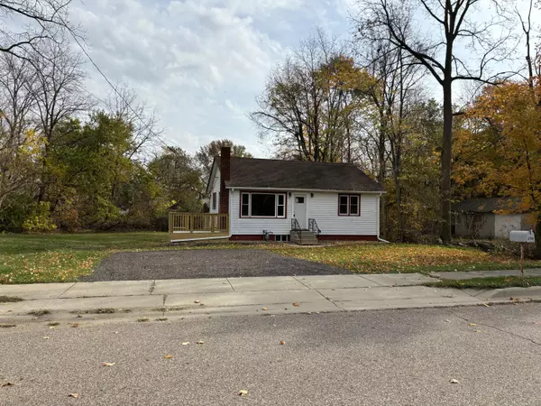 238 N 1st Street, Cassopolis, MI 49031