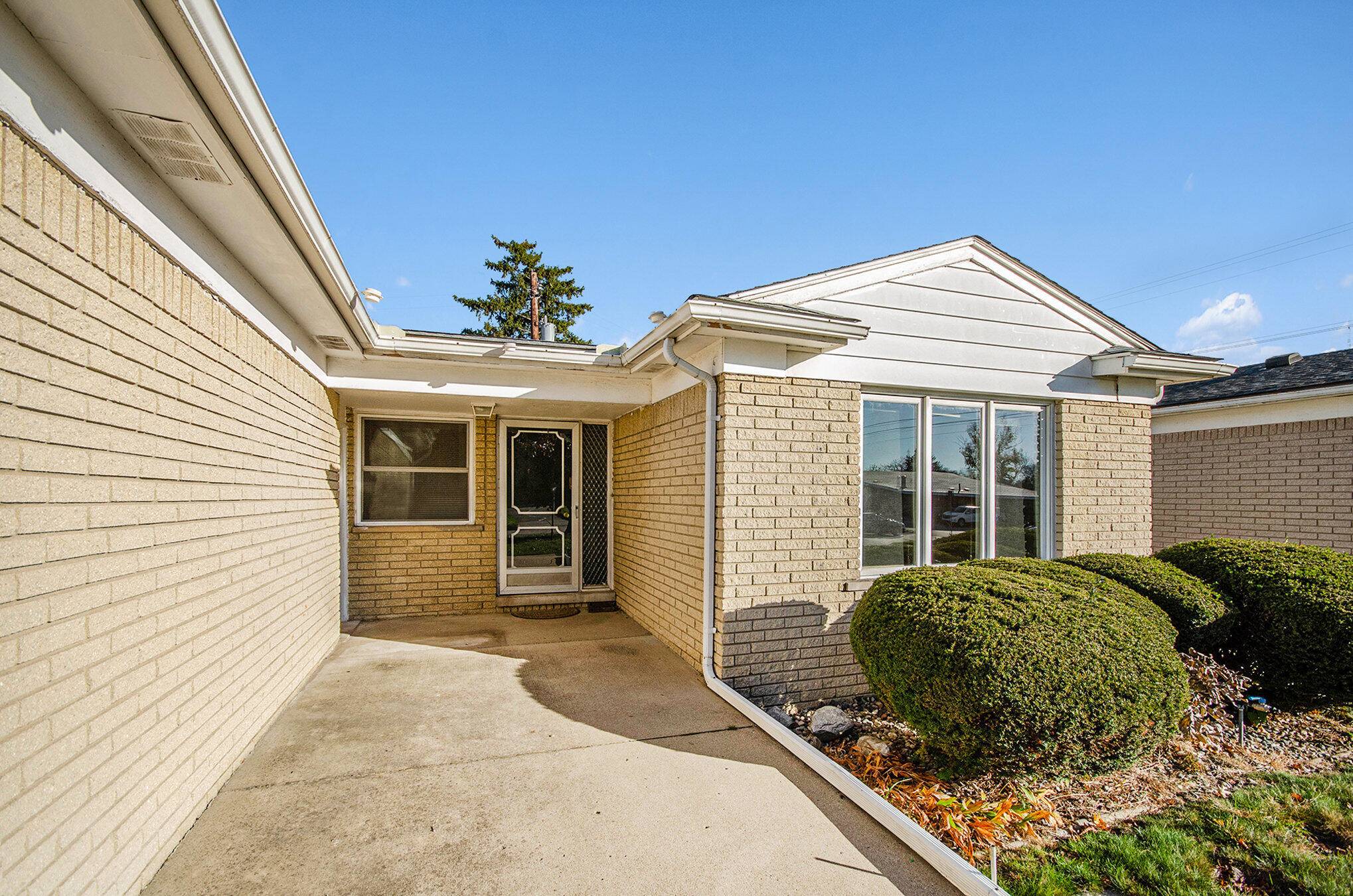Southfield, MI 48075,18134 Filmore Street