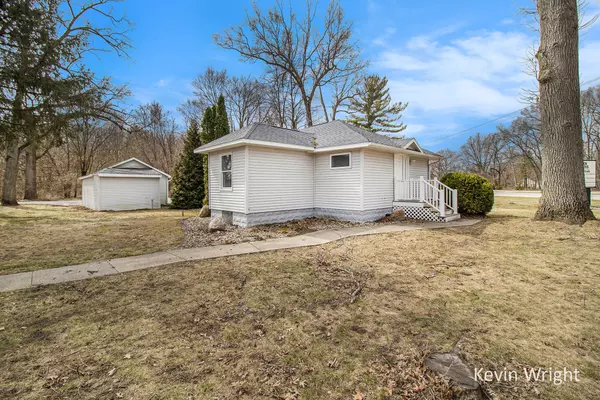 Twin Lake, MI 49457,5948 Holton Road