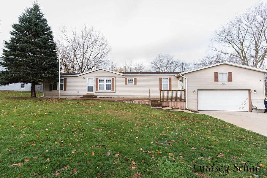 11257 Tebeau NE Drive, Sparta, MI 49345