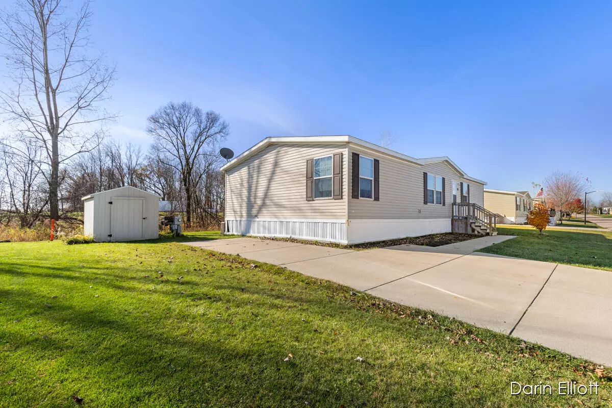 Portland, MI 48875,7204 E Grand River Avenue #241