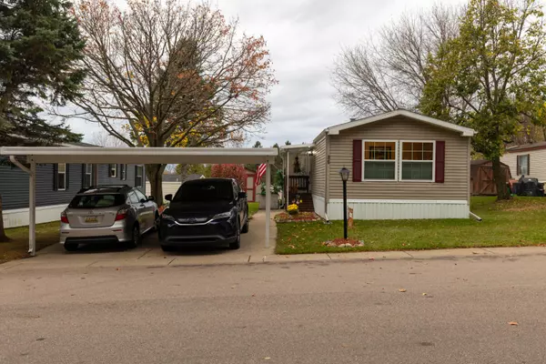 East Lansing, MI 48823,16430 Park Lake #86