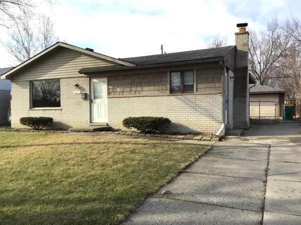 9458 Chamberlain Street, Romulus, MI 48174