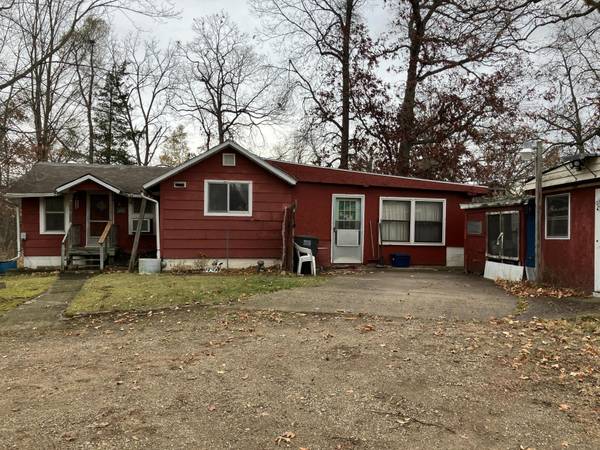 9439 Fay Lake Road, Brooklyn, MI 49230