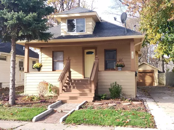 1826 Fletcher Street, Lansing, MI 48910