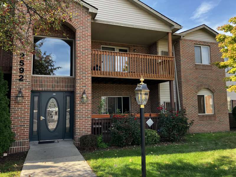 2592 Eagles Circle #4, Ypsilanti, MI 48197