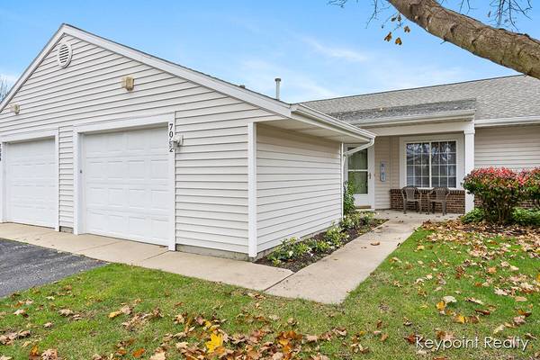 7082 W Cannon Place NE Drive, Rockford, MI 49341