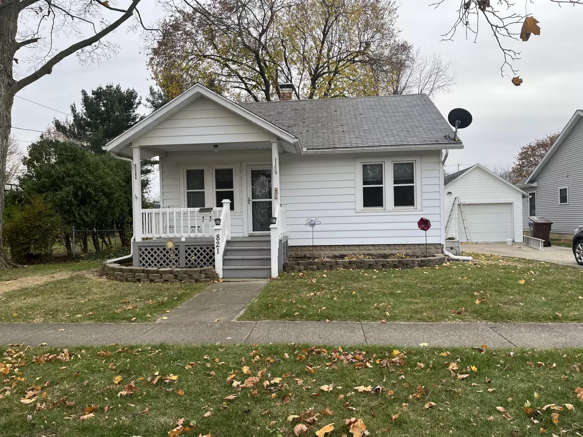 Marshall, MI 49068,821 W Green Street