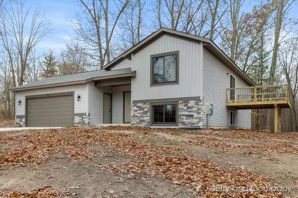 Allegan, MI 49010,906 Blueberry Pine Court