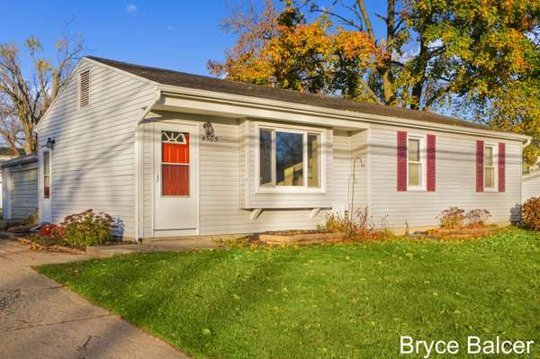 4505 Westgate NW Avenue, Comstock Park, MI 49321