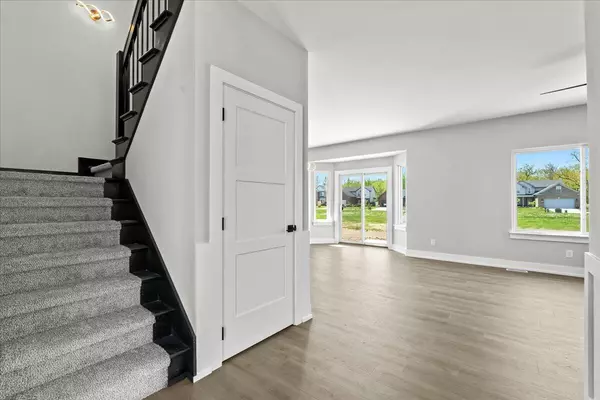 Livonia, MI 48150,36135 Parkdale Street #5