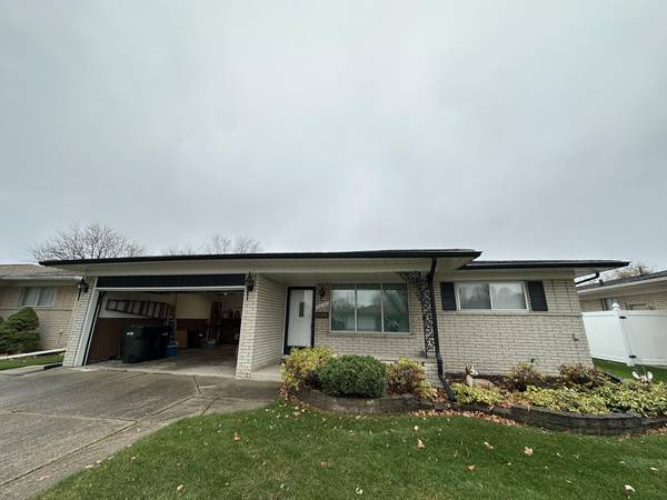 36121 Weber Drive, Sterling Heights, MI 48310