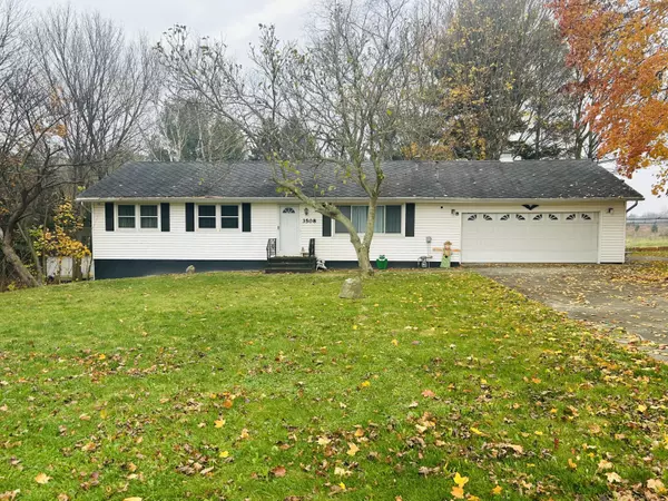 3508 Andrews Road, Buchanan, MI 49107