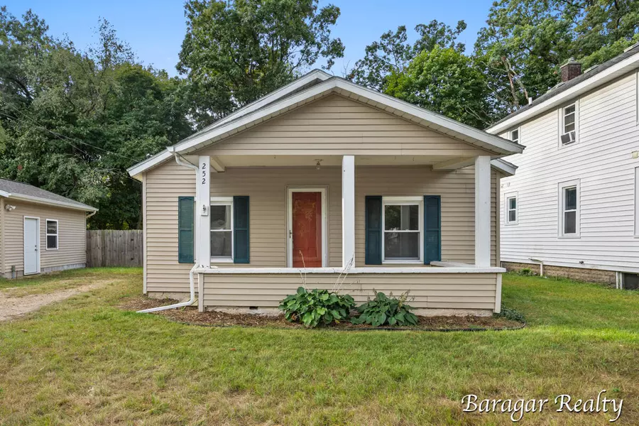 252 Wilbur st. SE Street, Grand Rapids, MI 49548