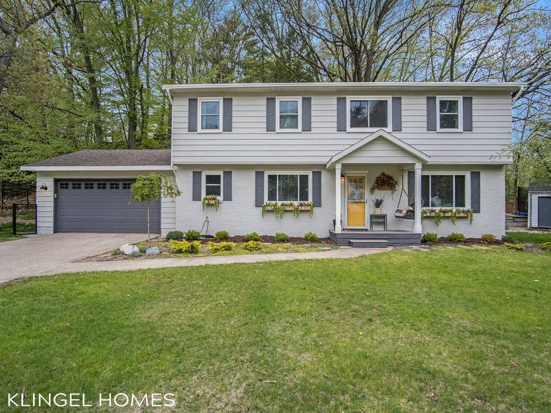 1848 Forest Park Road, Norton Shores, MI 49441