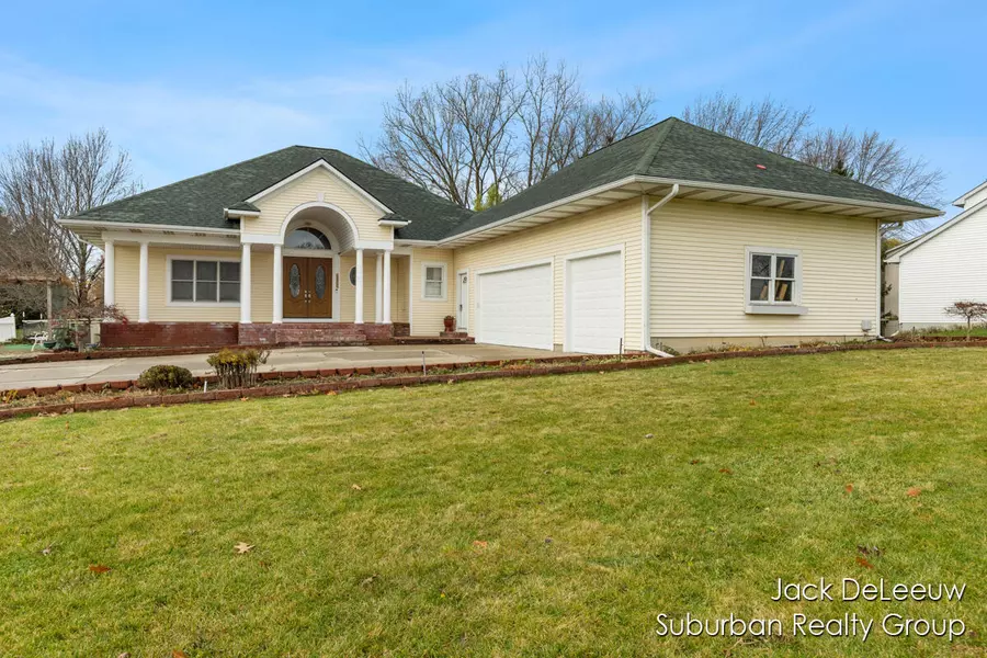 6219 Walton Heath Drive, Hudsonville, MI 49426