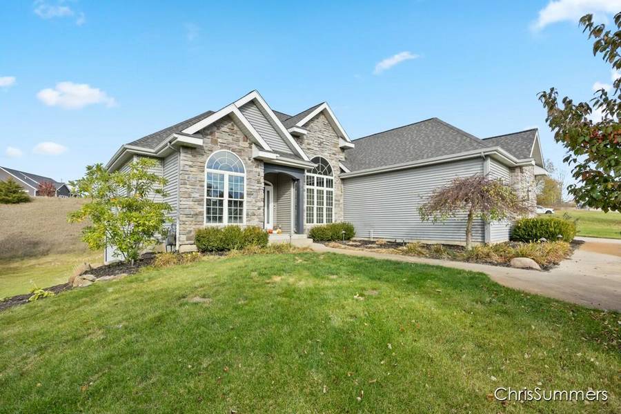 5797 Cannon Hills NE Drive, Ada, MI 49301