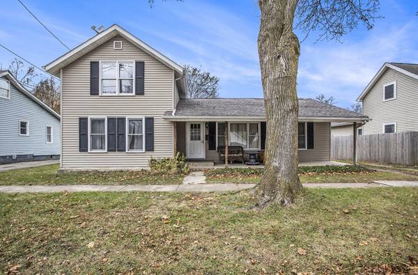 729 E Green Street, Marshall, MI 49068