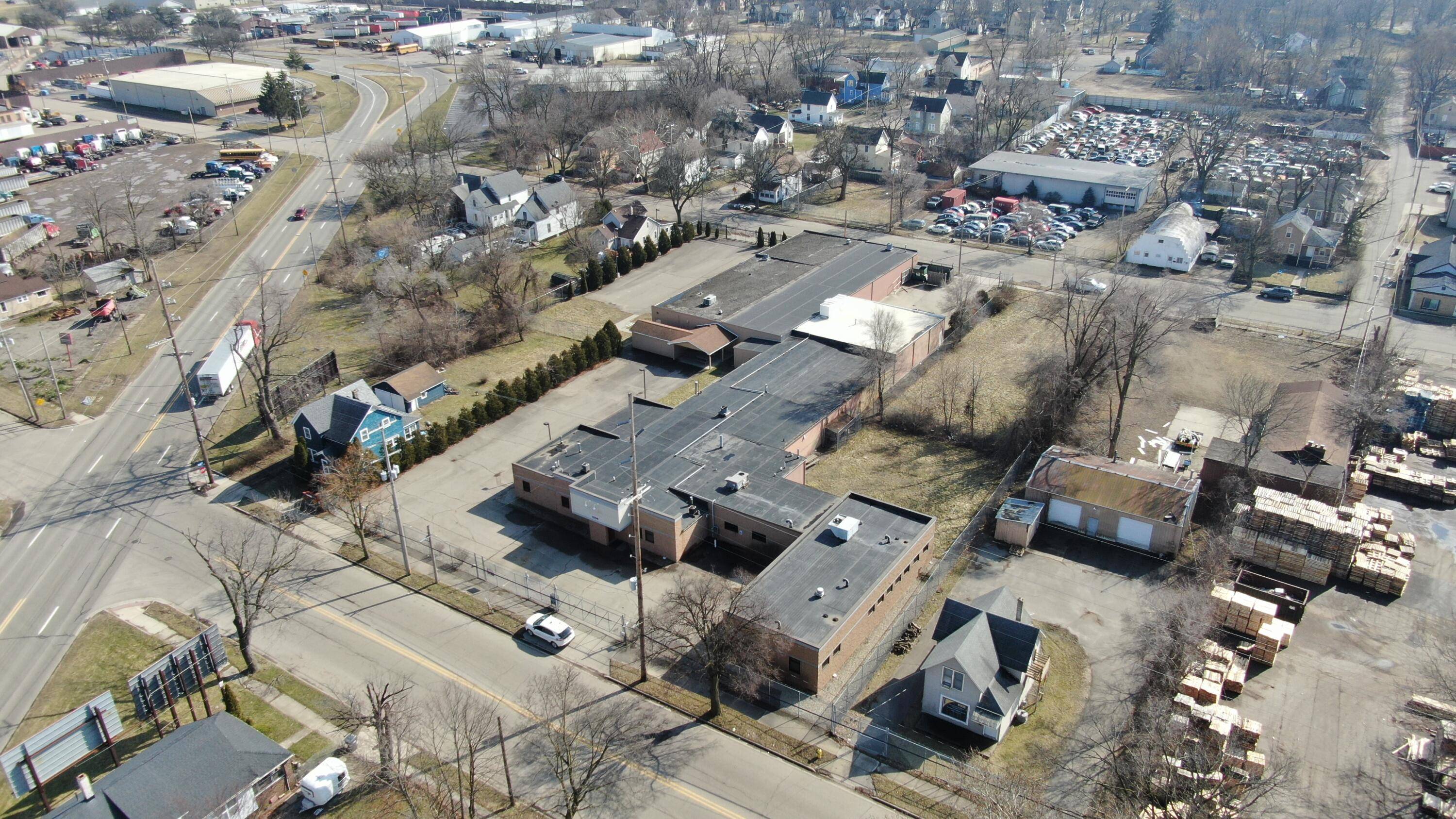 1206 E Crosstown Parkway #G, Kalamazoo, MI 49001