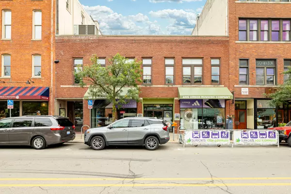 121 W Washington St Street, Ann Arbor, MI 48104