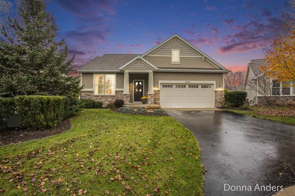 6249 White Clover Lane, Caledonia, MI 49316