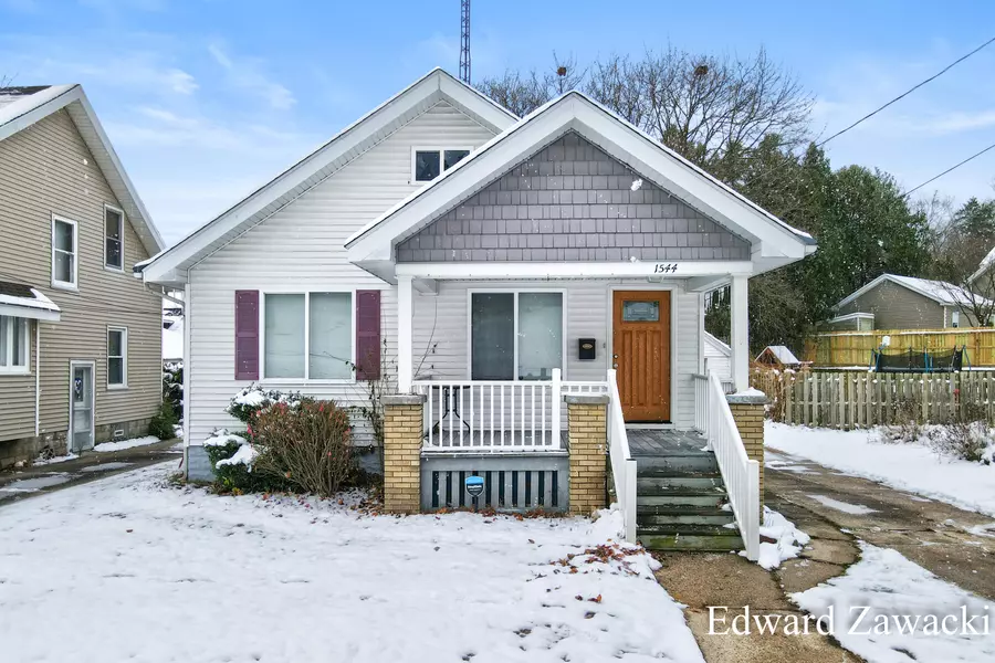 1544 walker NW Avenue, Grand Rapids, MI 49504