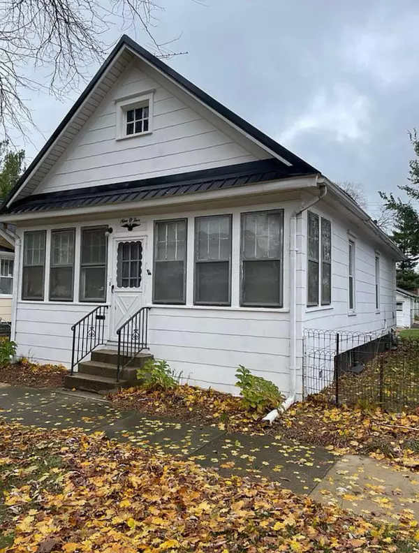 905 Wolcott Avenue, St. Joseph, MI 49085