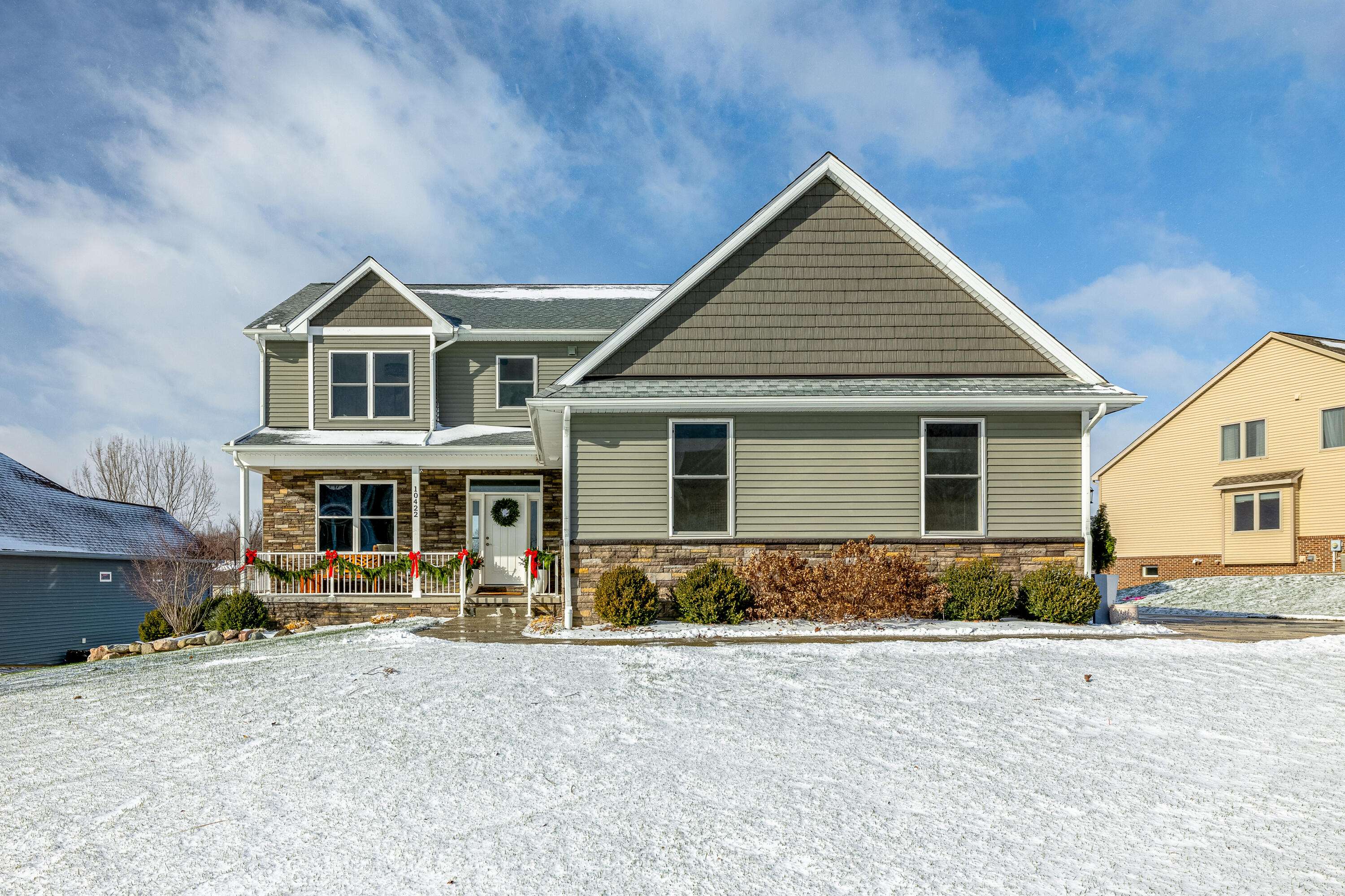 Saline, MI 48176,10422 Gray Knoll Trail #35