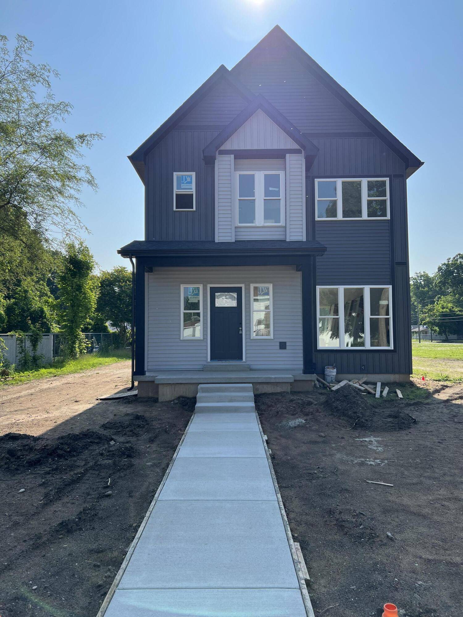 Dowagiac, MI 49047,102 S Mill Street
