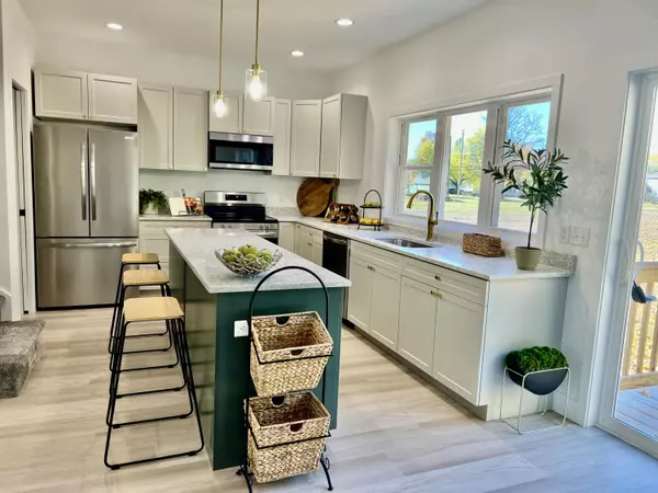 Dowagiac, MI 49047,105 Lester Avenue